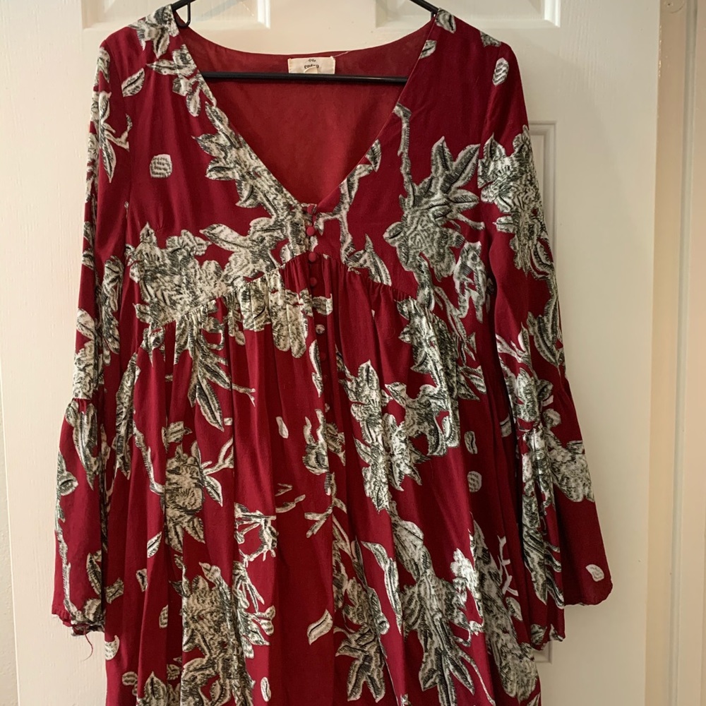 maroon dress
